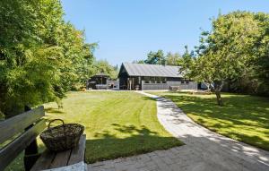 4 Bedroom Beautiful Home In Nykøbing Sj
