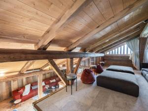 Chalet convivial à proximité des pistes avec balcon et WIFI - FR-1-663-23