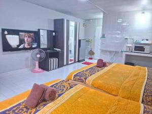 K.NAT Room service