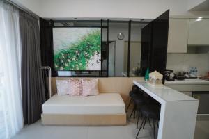NEW! Modern 2BR Apartemen Tanglin Pakuwon Mall