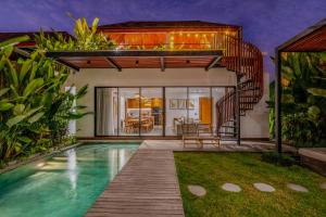 Red Sunset Villa by Betterplace