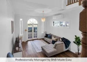 Parkham - CBD, Elegant Townhouse - Narrandera