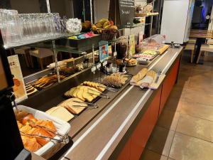 Hotels Brit Hotel Confort Montauban : photos des chambres
