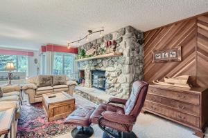 122 Cinnamon Ridge condo