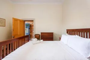 Local Living - Hamilton Hill