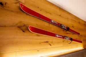 Wunderstay Alpine 303 New Studio with Lake & Mountain View