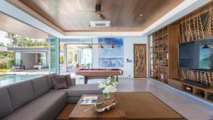 Exclusive Sea Renity A Beachfront Villa Retreat Sleeps 12 Adults and 6 Kids