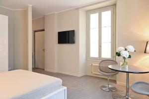 Borgovico48 Your Quiet Stay Close to Train Lake Center and Stadium