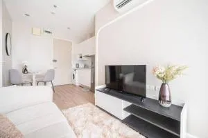 Bangkok Downtown2min walk toBTS - Ban Khlong Samrong