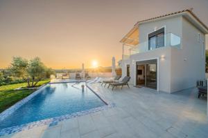 Endless Blue Private Club