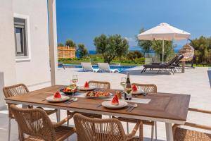 Endless Blue Private Club