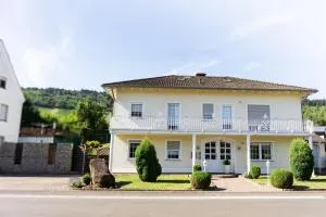 Ferienwohnung Leni - Leiwen