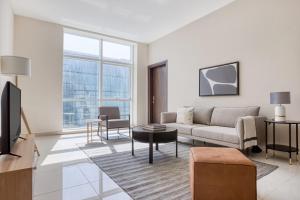 Blueground Duja Tower gym pool elevator DXB-887