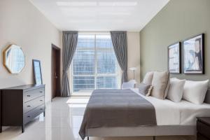 Blueground Duja Tower gym pool elevator DXB-887
