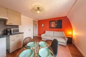 Appartement Tout Confort à Deux Pas de la Gare - Grugies