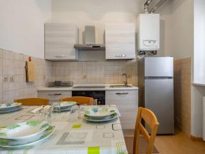 Lucca Comfy Apt with Private Garden and Parking!