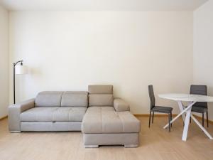 Lucca Comfy Apt with Private Garden and Parking!