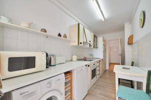 Apartamento en el centro de San Pedro Alcántara - LA LIBERTAD 3 5 4
