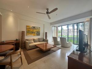 Villa ocean view and apartment Da Nang "Free pick up"