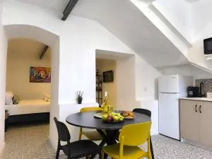 Bazelet Boutique - H̱ammat