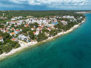 Villa Pinea ZadarVillas