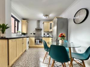 Perfect Very Central and Peaceful Oxford Home with Free Parking & Private Garden -