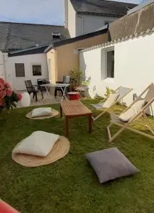 Jolie maison de pêcheur en bord de mer - Locmiquélic