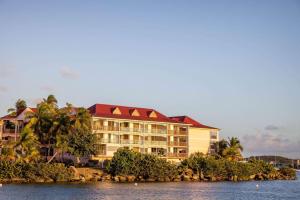 Port de Plaisance Resort, Trad..