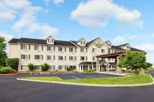 Country Inn & Suites by Radisson, Big Flats (Elmira), NY - Painted Post