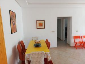 Bel Appartement au pied de la mer ,Lunja Imi Ouaddar