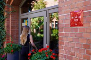 City Park Hotel & Residence