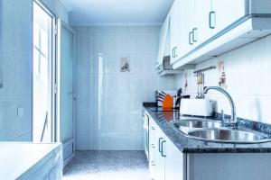 Estudio para parejas con WIFI en la playa