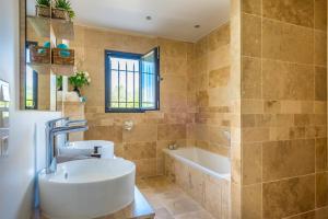 Villas Villa Mas des Lavandes by Villa Plus : photos des chambres