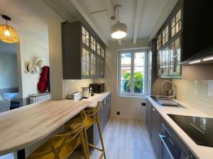 Jolie maison avec jardin a 100m de la plage