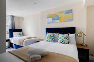 Two Bedroom Apartment near Hyde Park and Oxford Street