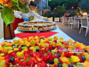 HOTEL AMBRA - Fronte Mare - Vicinissimi al Centro