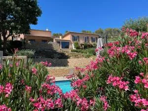 莱文达林住宿加早餐旅馆 - Entrecasteaux