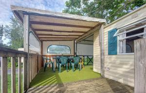 Campings Beautiful Stacaravan In Les Mathes : photos des chambres
