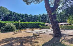 Campings Beautiful Stacaravan In Les Mathes : photos des chambres