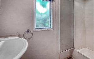 Beautiful Stacaravan In Les Mathes