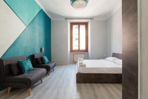 Turquoise Mini Flat near Centrale FS