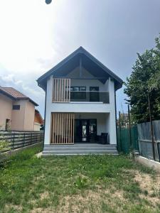 Vilă deosebită in Șerbănesti, Bacău pentru închiriere pe termen scurt sau mediu