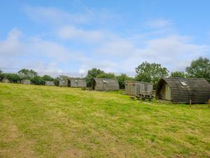 Fox Den Penbugle Organic Farm