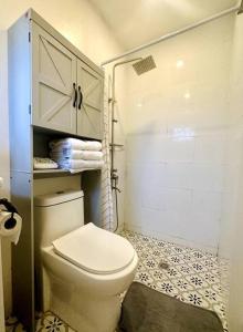 Casa Manta Mountain home, pool, bonfire, camping