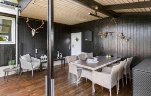 Nice Home In Juelsminde With Wifi