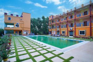 Resort Neel Nirjan !! Best Family Couple friendly family Resort!!