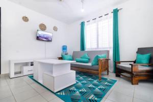Sunny sands beach apartment 5