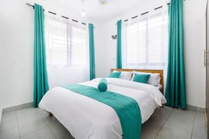 Sunny sands beach apartment 5