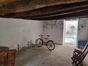 La suite du Docteur Privey - Free & secure Park Bike - 3mn Autoroute