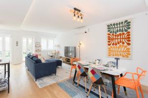 Liiiving in Matosinhos- Colorwave Terrace House